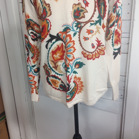 Chico's Women's Paisley CrewNeck Pullover Sweater Size Medium (Chico's 1) - Picture 7 of 12